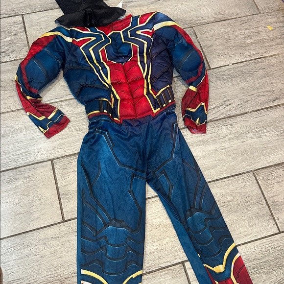 Marvel Spiderman Red and Blue Superhero Costume with padded Chest Muscles Boys L - Picture 5 of 5